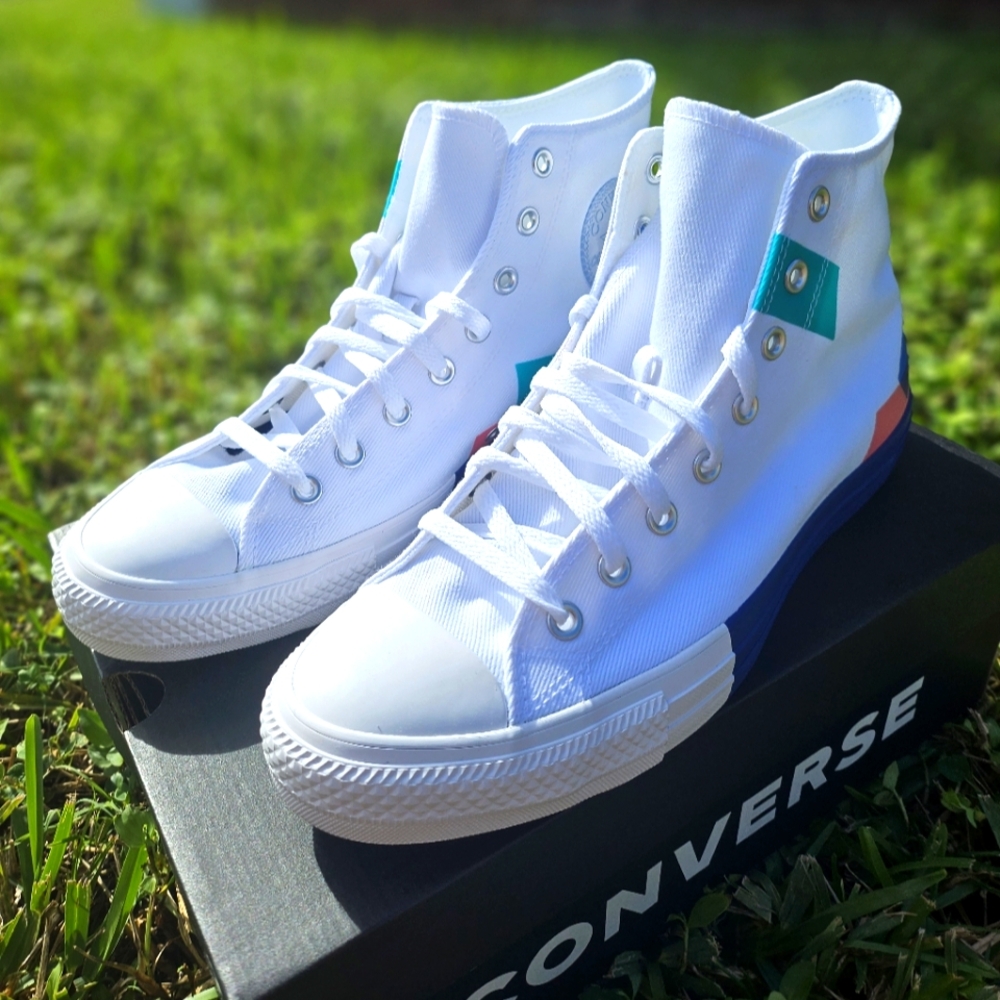 Size 11 - Converse Chuck Taylor All Star High Space Racer